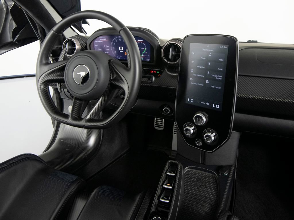 Used 2019 McLaren Senna image 47