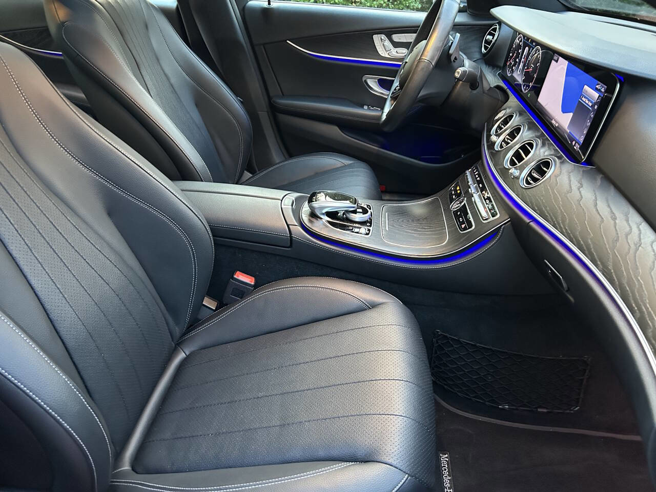 Used 2020 Mercedes-Benz E 350 4MATIC Sedan w/ Parking Assistance Package image 36