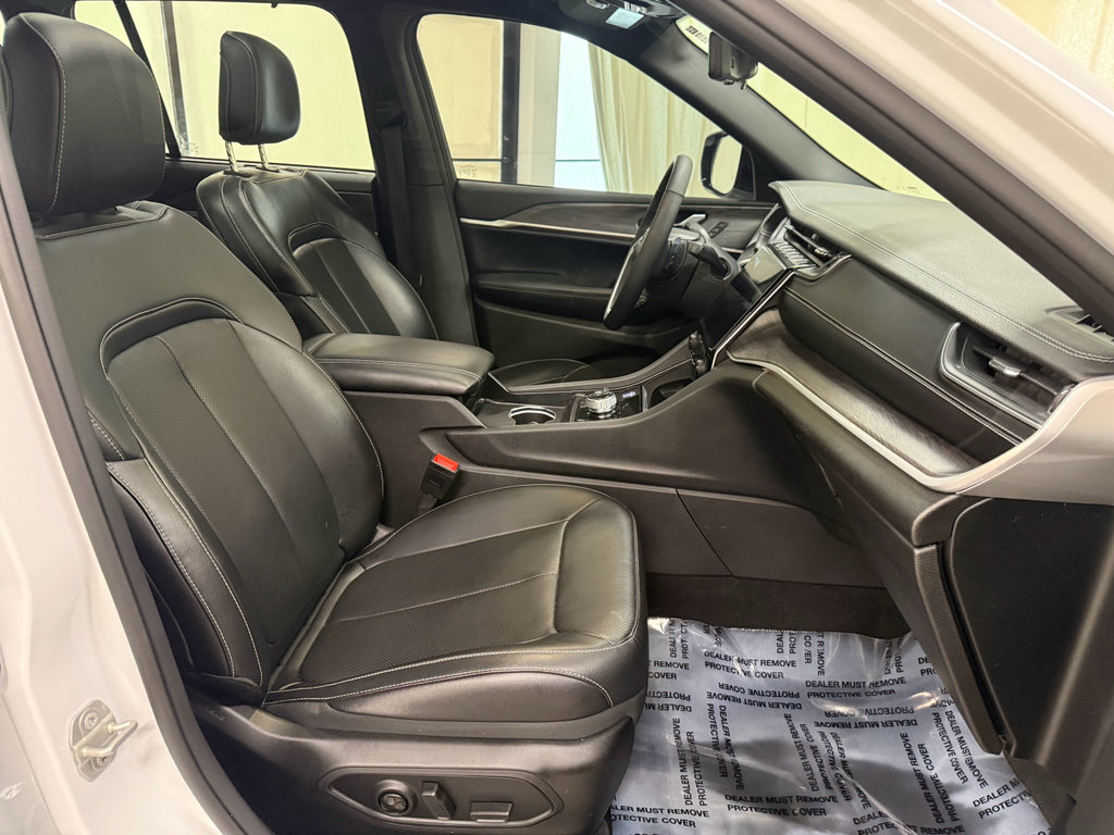 Used 2024 Jeep Grand Cherokee Limited 4xe image 22