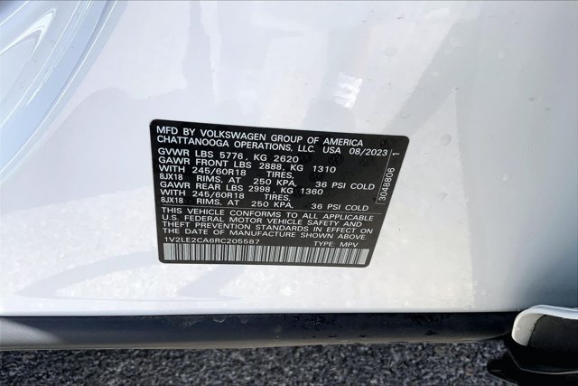 Used 2024 Volkswagen Atlas Cross Sport SE AWD/4WD image 31