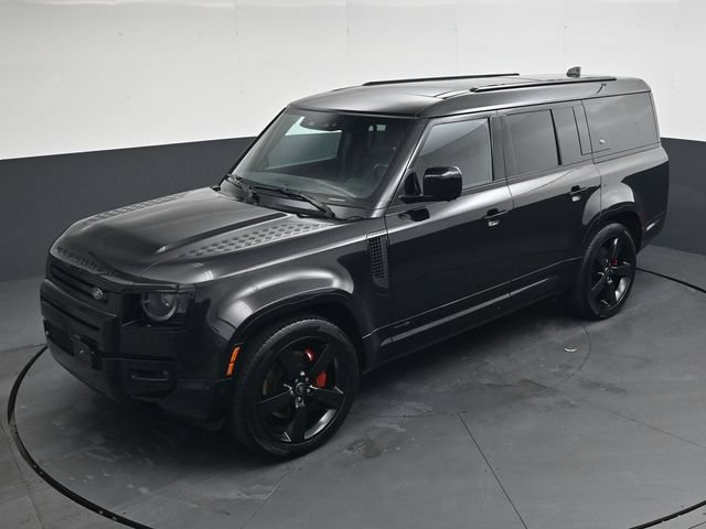 Used 2024 Land Rover Defender 130 X AWD/4WD image 29