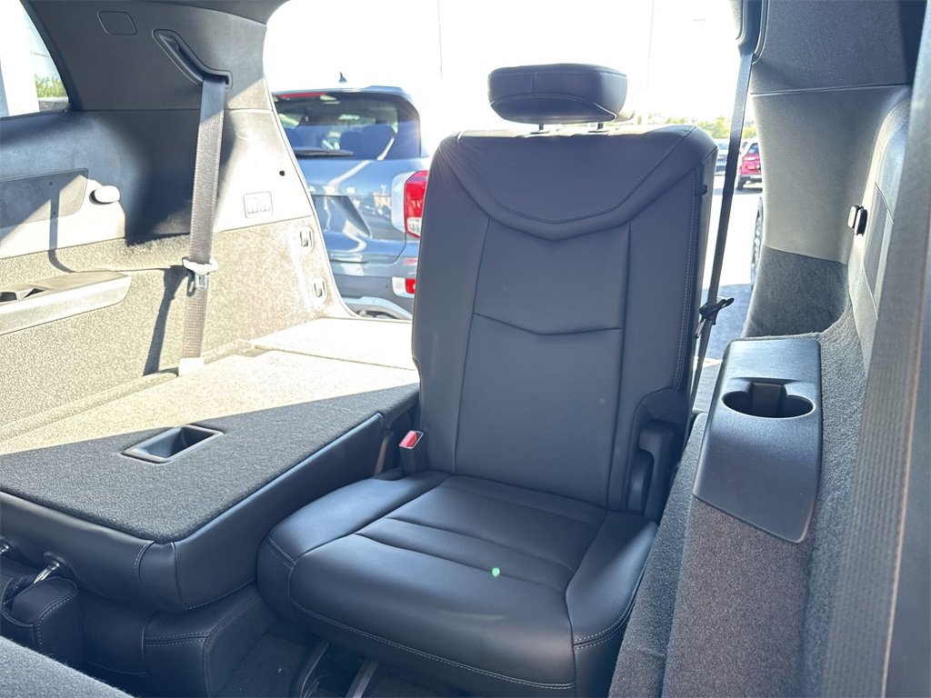 Used 2024 Cadillac XT6 Sport image 30