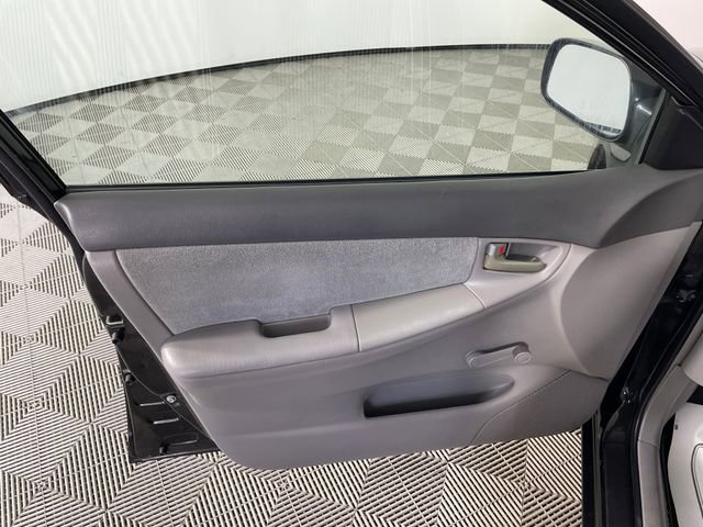 Used 2005 Toyota Corolla CE FWD image 13