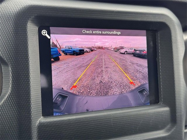 Used 2023 Jeep Gladiator Sport image 4