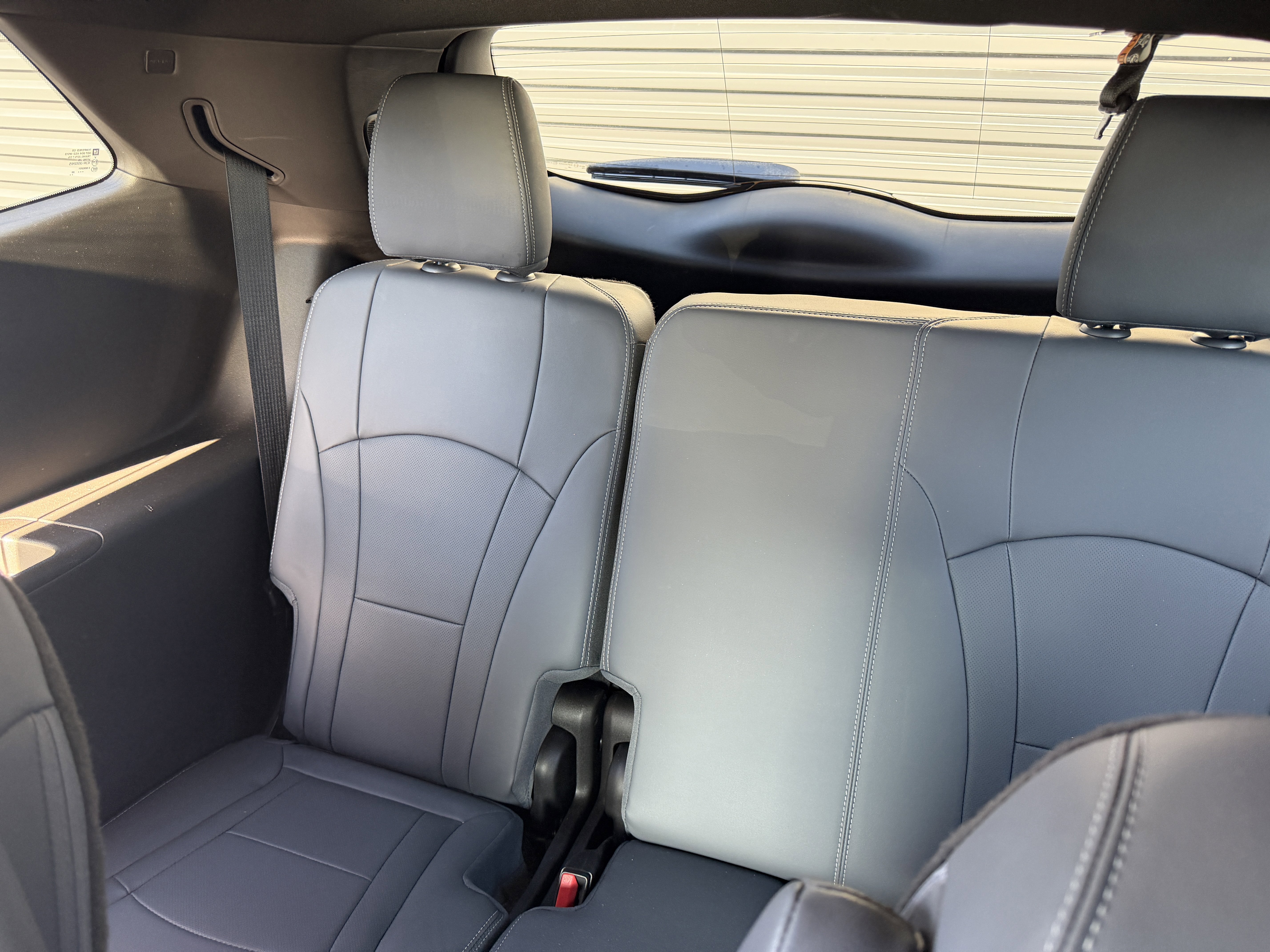 Used 2023 Buick Enclave Essence w/ Experience Buick Package FWD image 18