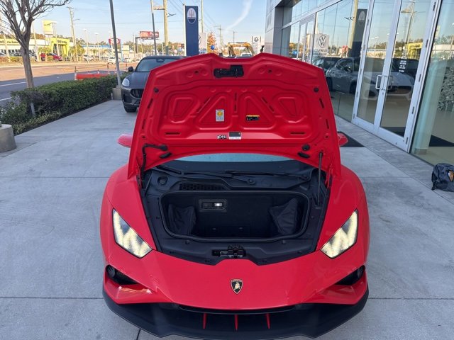 Used 2022 Lamborghini Huracan EVO image 10