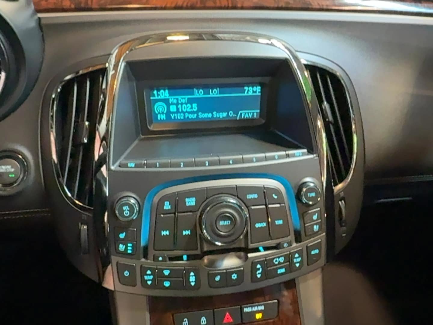Used 2011 Buick LaCrosse CXS FWD image 18