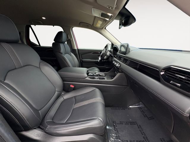 Certified 2025 Honda Pilot EX-L image 14