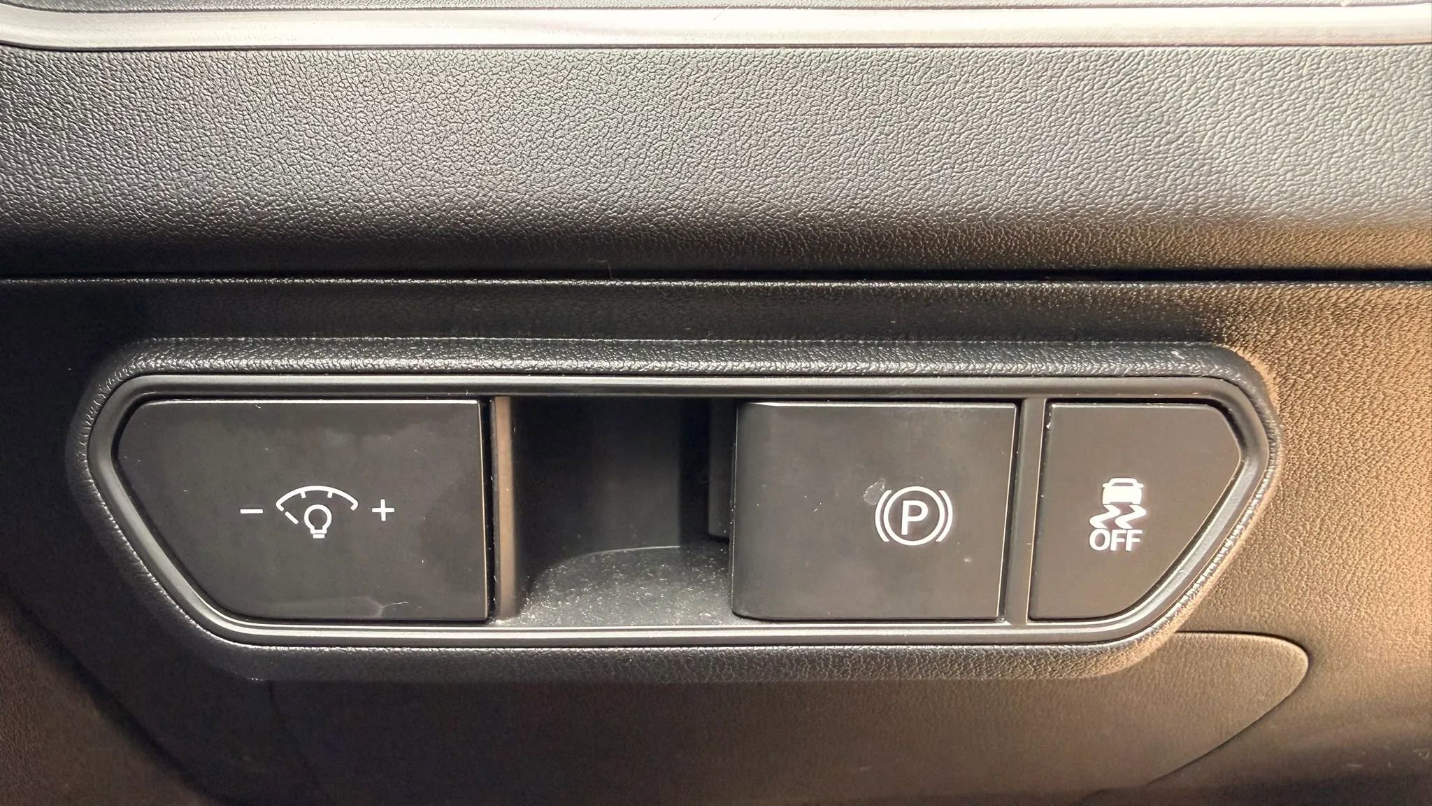 Used 2025 Kia K4 image 27