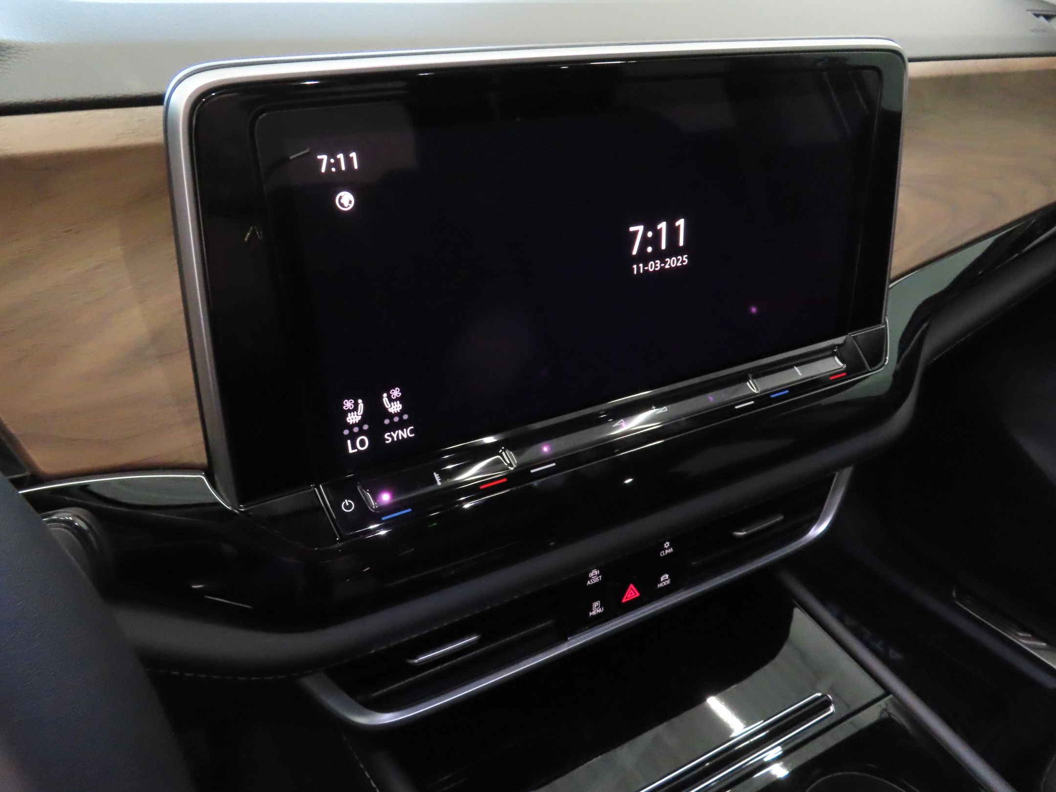 Certified 2026 Volkswagen Atlas SE FWD image 17