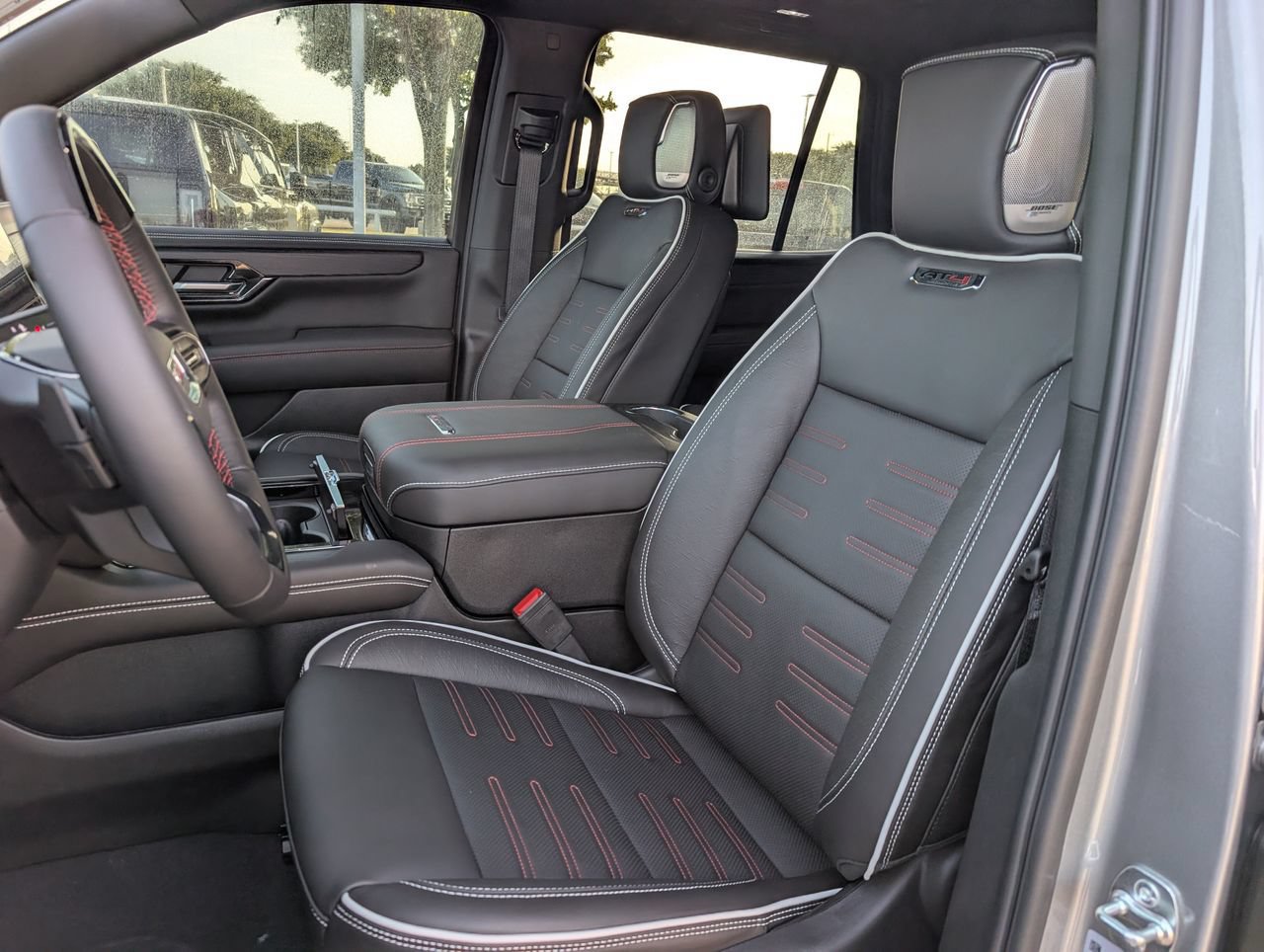 New 2026 GMC Yukon AT4 Ultimate AWD/4WD image 18