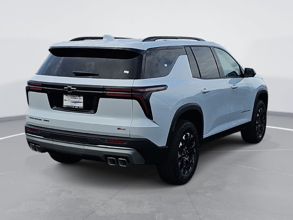 New 2027 Chevrolet Traverse Z71 w/ Driver Confidence Package AWD/4WD image 3
