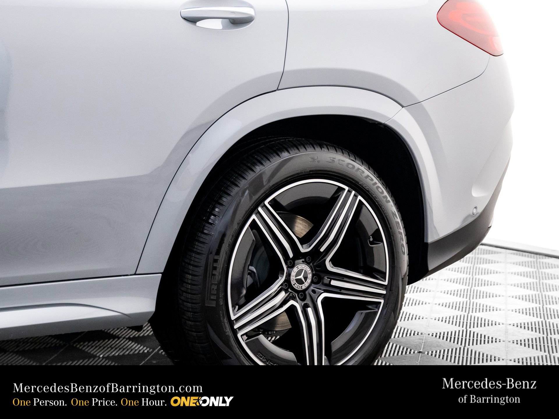 New 2026 Mercedes-Benz GLE 450 4MATIC Coupe image 36