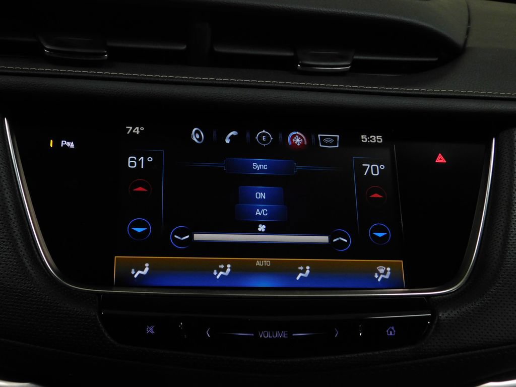 Used 2017 Cadillac XT5 FWD image 48