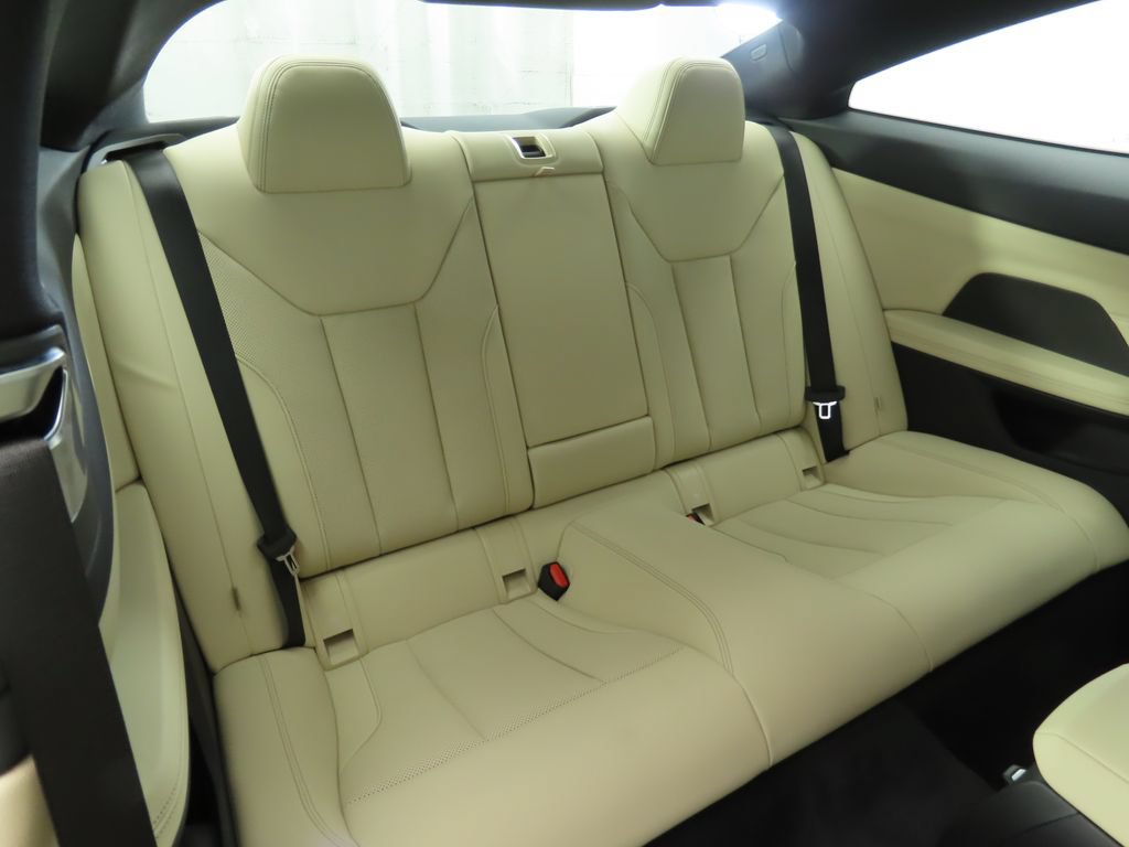 Used 2026 BMW 430i Coupe w/ Premium Package RWD image 22