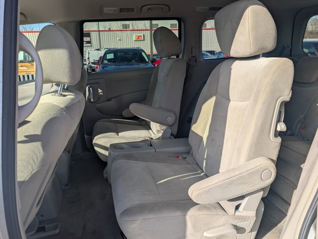 Used 2014 Nissan Quest SV image 15