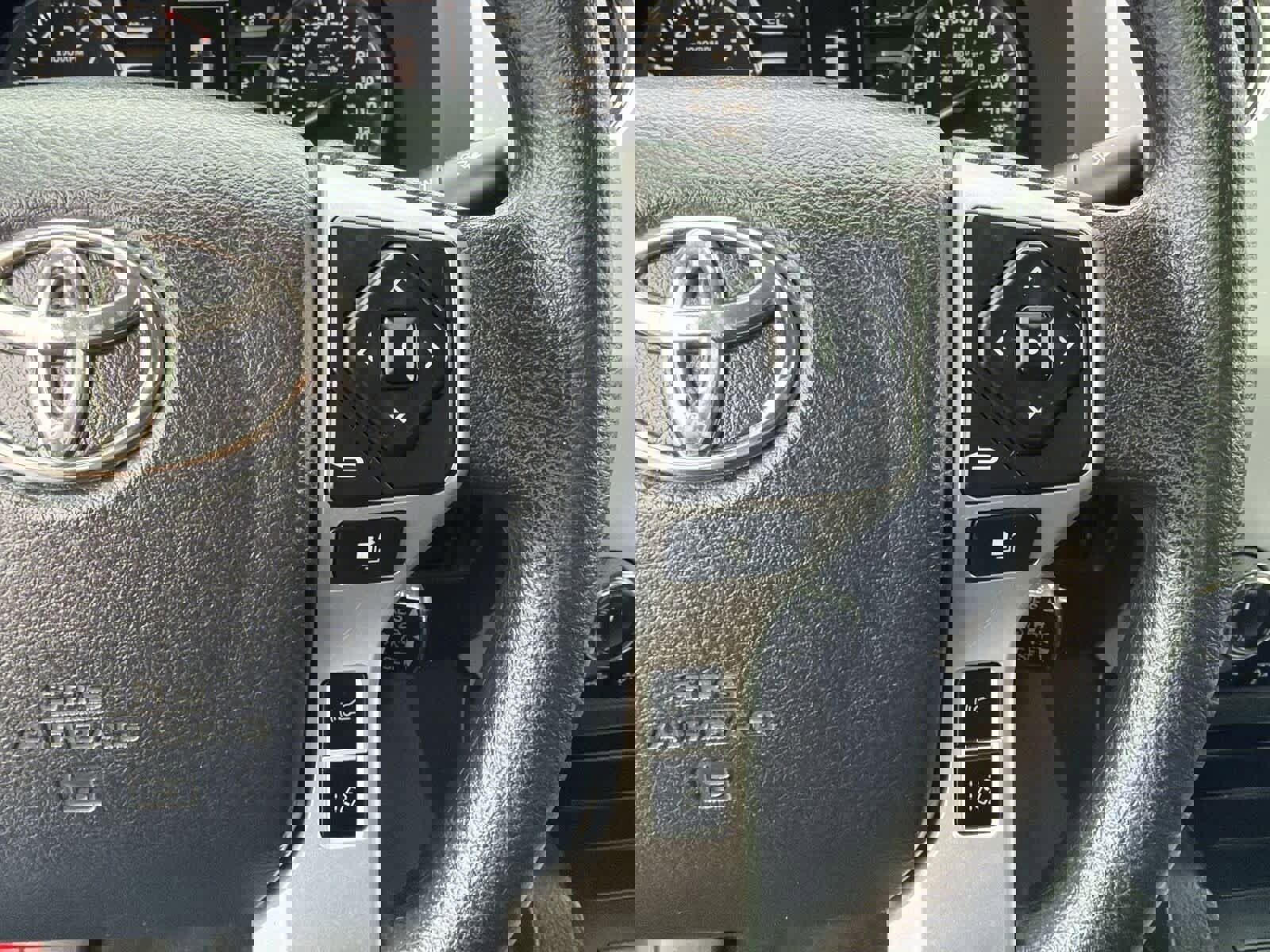 Used 2020 Toyota Tundra SR5 image 29