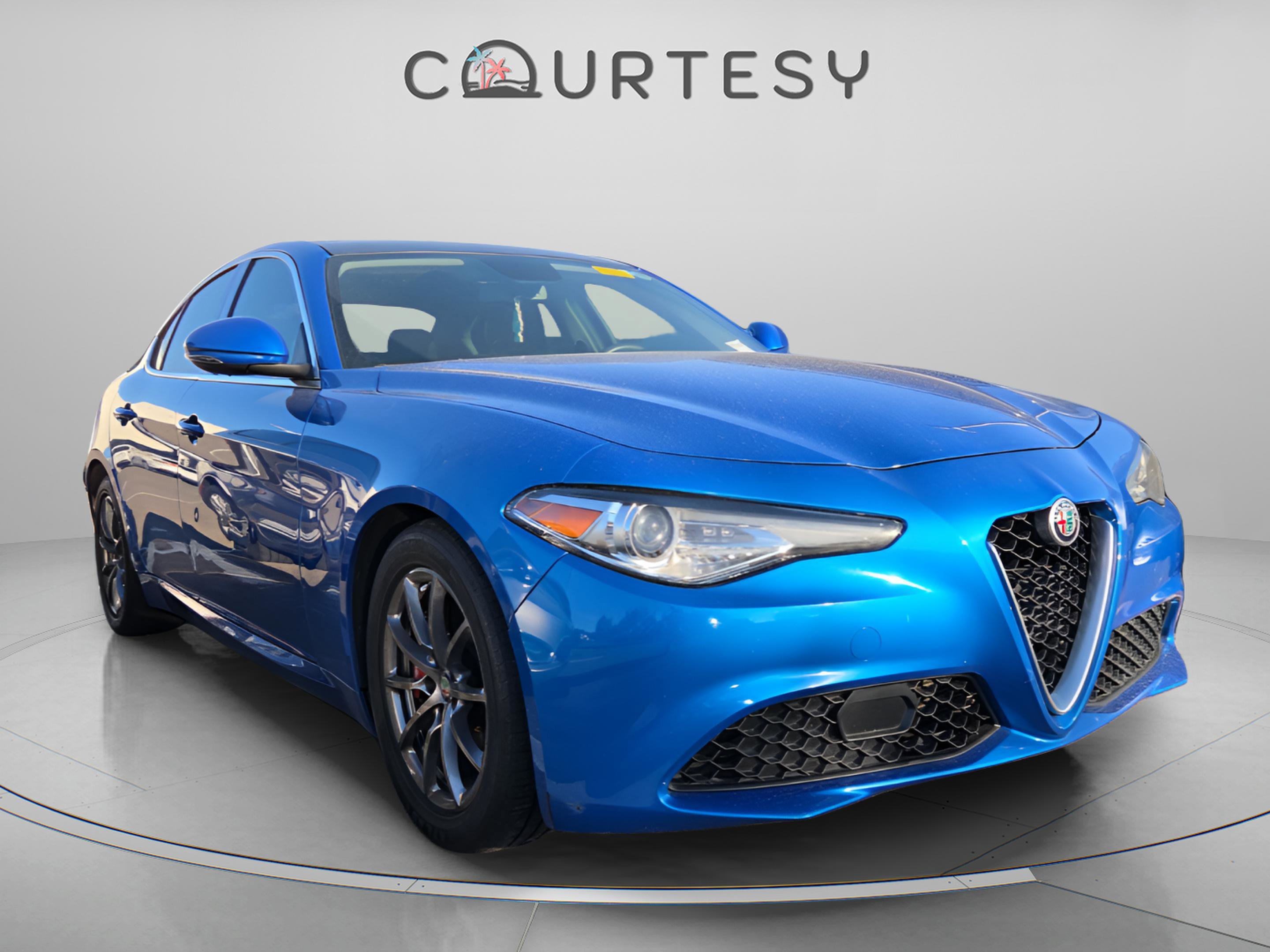Used 2019 Alfa Romeo Giulia image 5