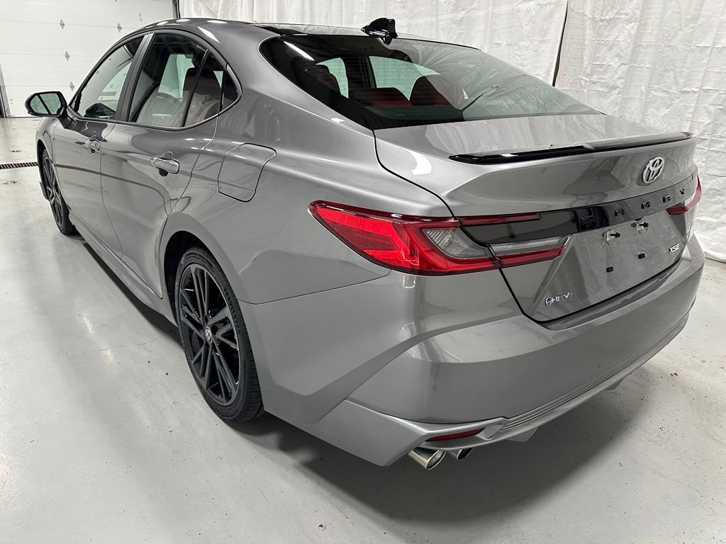 Used 2026 Toyota Camry XSE FWD image 5