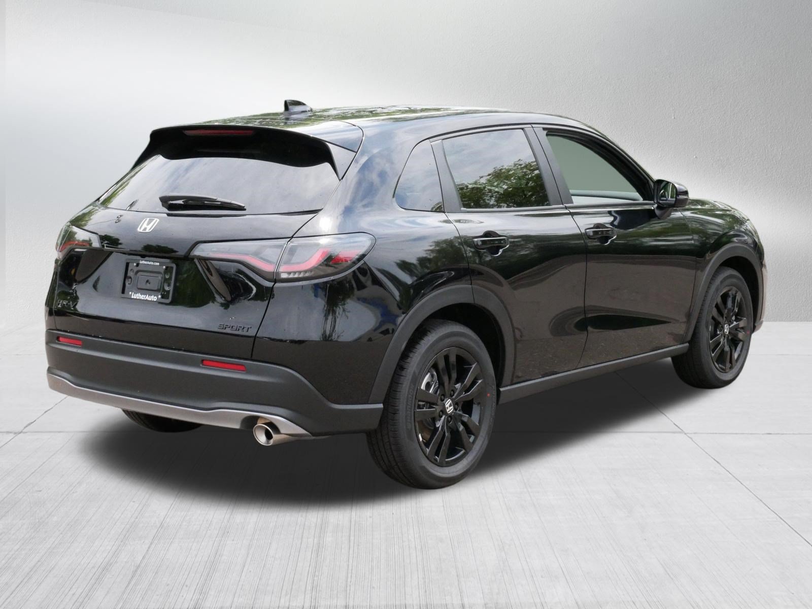 Certified 2026 Honda HR-V Sport image 7