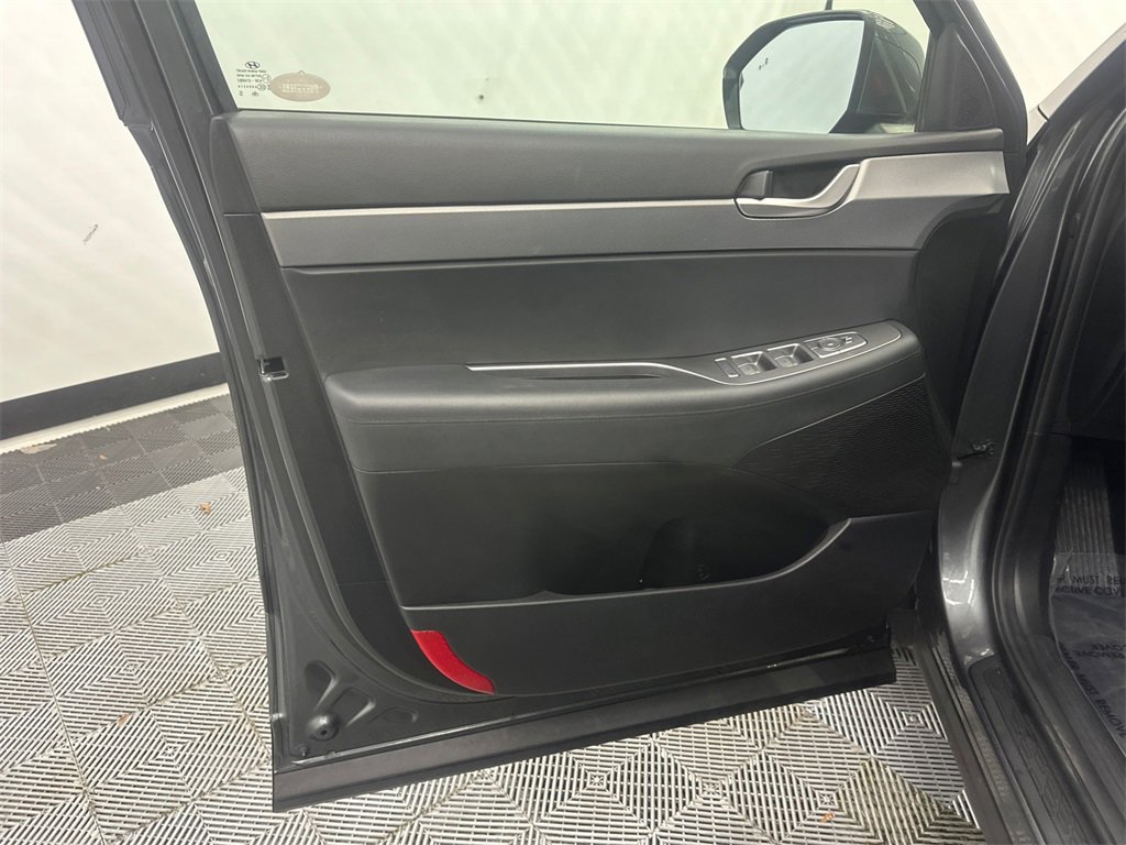 Used 2022 Hyundai Palisade SEL w/ Cargo Package image 11