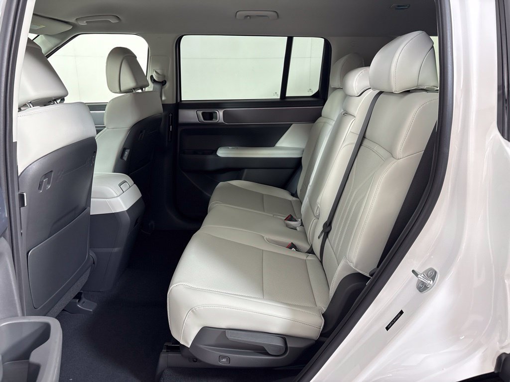 New 2027 Hyundai Santa Fe SEL FWD image 19