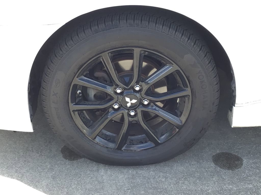 Used 2017 Mitsubishi Lancer ES image 22