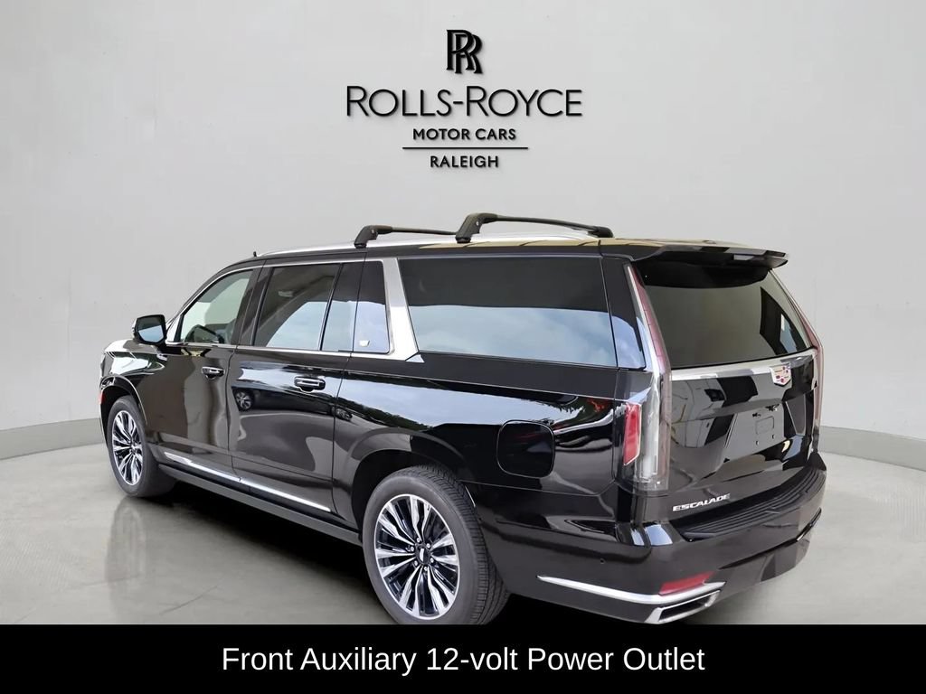 Used 2024 Cadillac Escalade ESV Premium Luxury Platinum AWD/4WD image 8