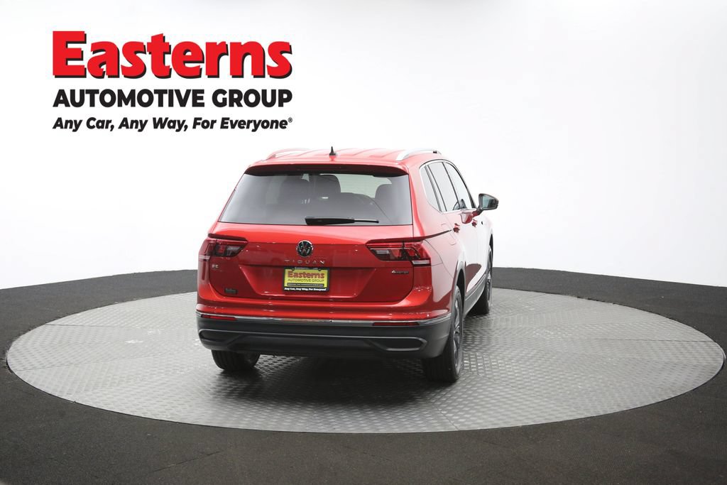Used 2023 Volkswagen Tiguan SE AWD/4WD image 36