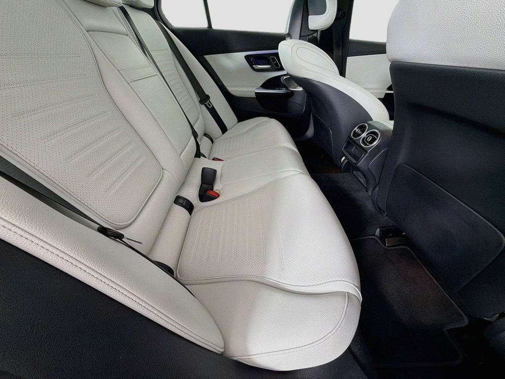 Used 2024 Mercedes-Benz C 300 4MATIC Sedan w/ AMG Line w/ Night Package image 29