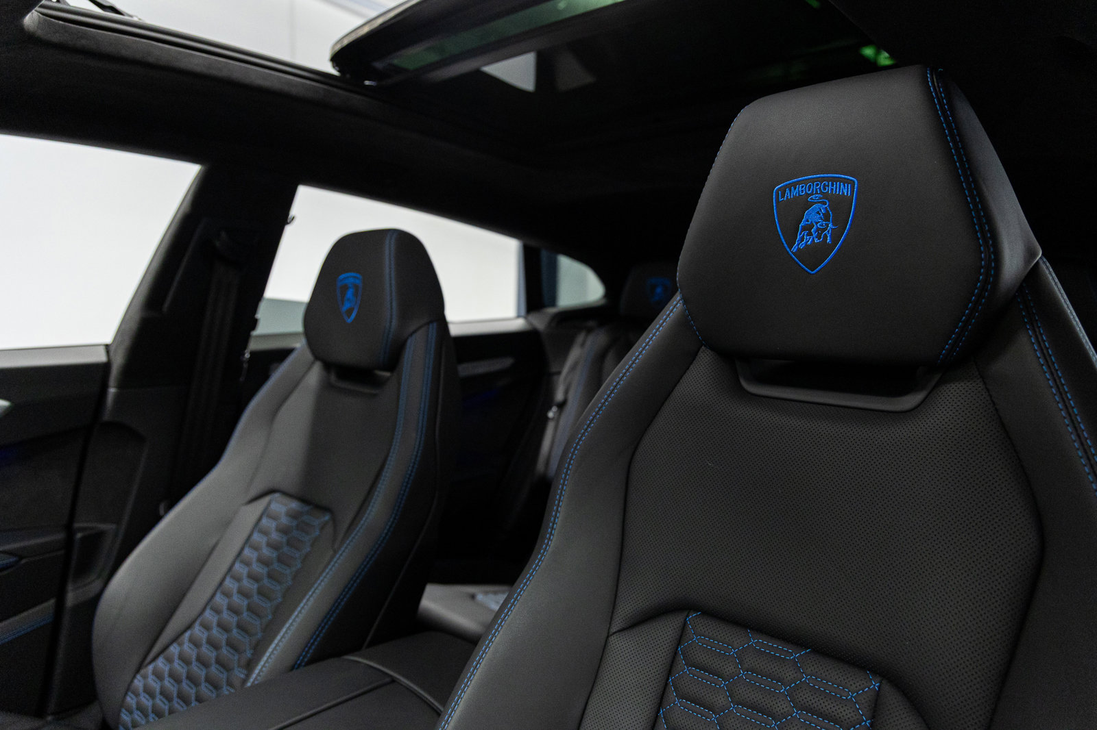 Used 2021 Lamborghini Urus image 30