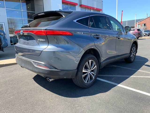 Used 2021 Toyota Venza LE image 3