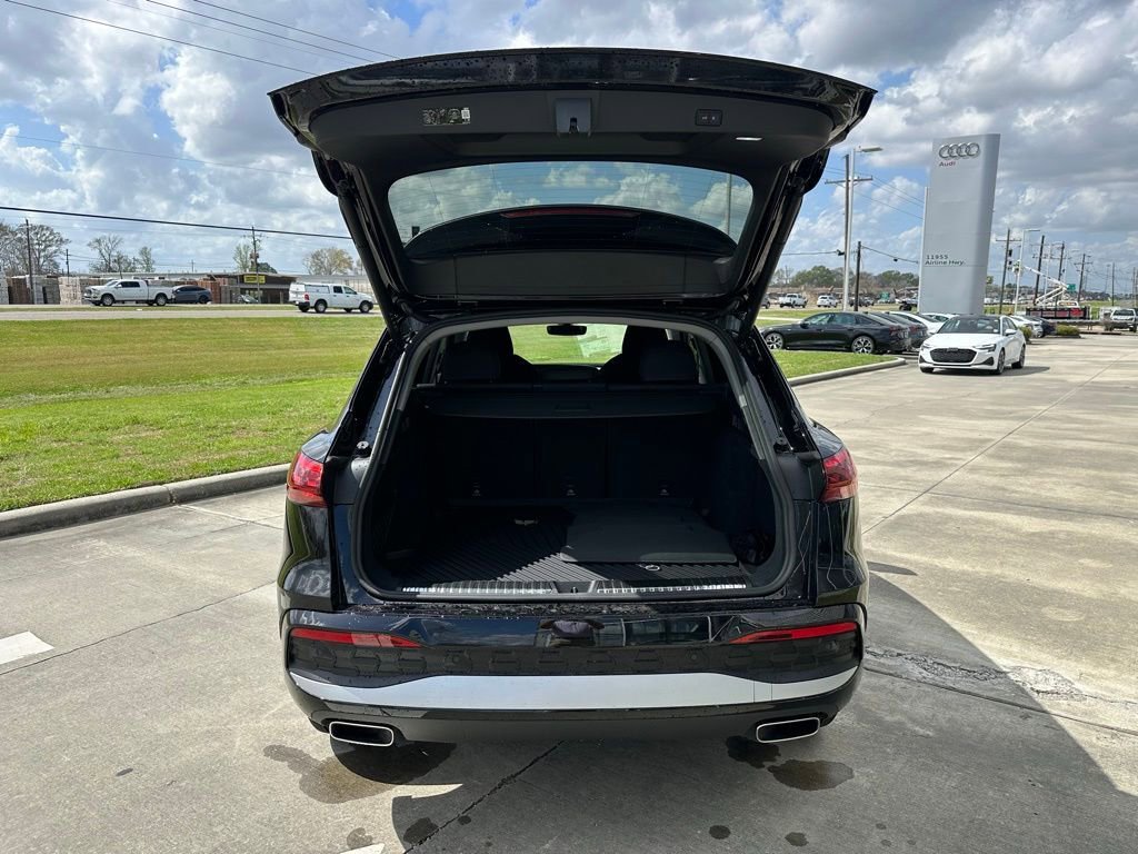 New 2025 Audi Q5 Premium Plus image 28