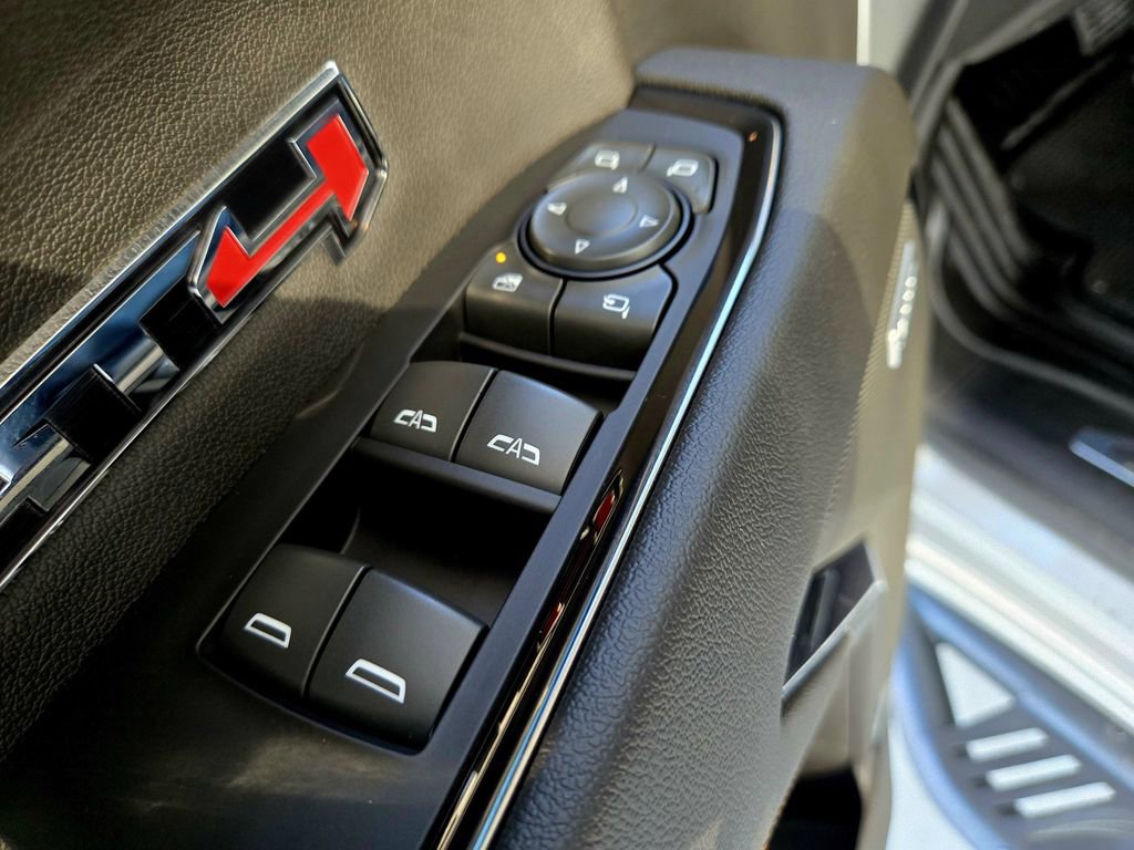 Used 2022 GMC Sierra 1500 AT4 w/ AT4 Premium Package image 32