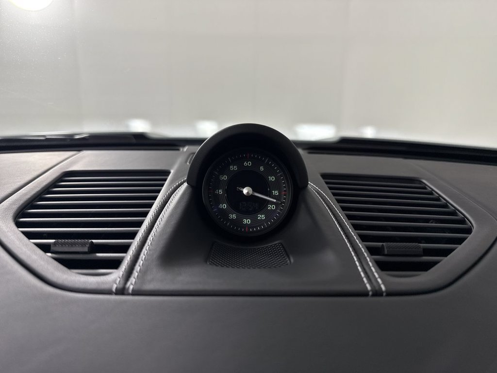 Certified 2024 Porsche 911 GT3 RS RWD image 24