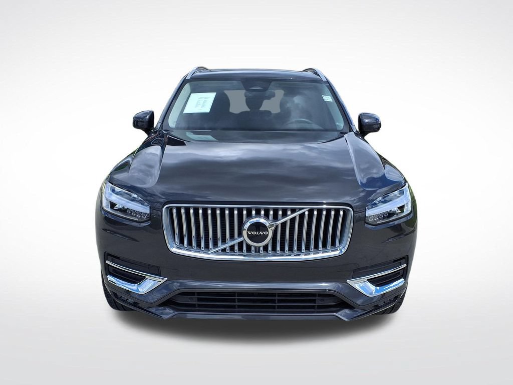 Certified 2025 Volvo XC90 B5 Core w/ Protection Package Premier AWD/4WD image 2