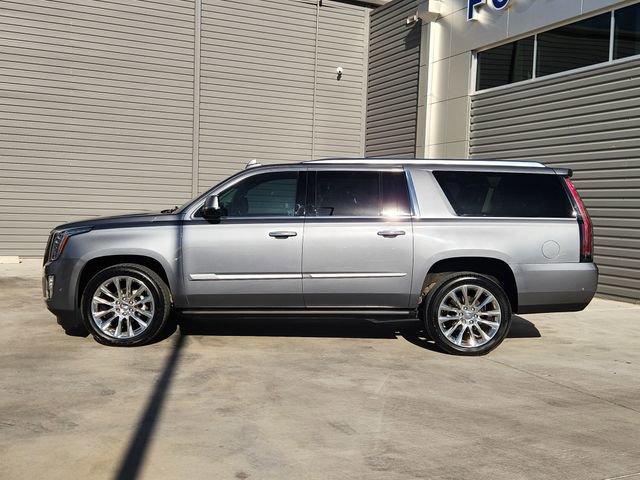Used 2019 Cadillac Escalade ESV Premium Luxury image 4