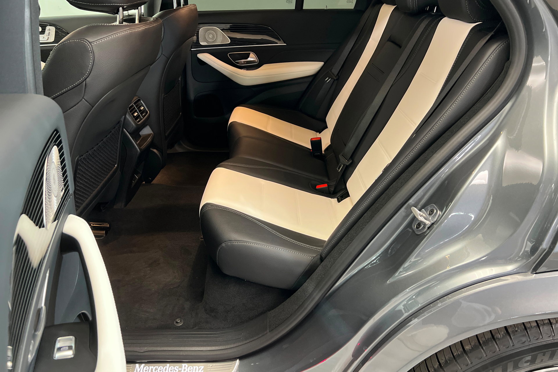 New 2026 Mercedes-Benz GLE 450 4MATIC image 21