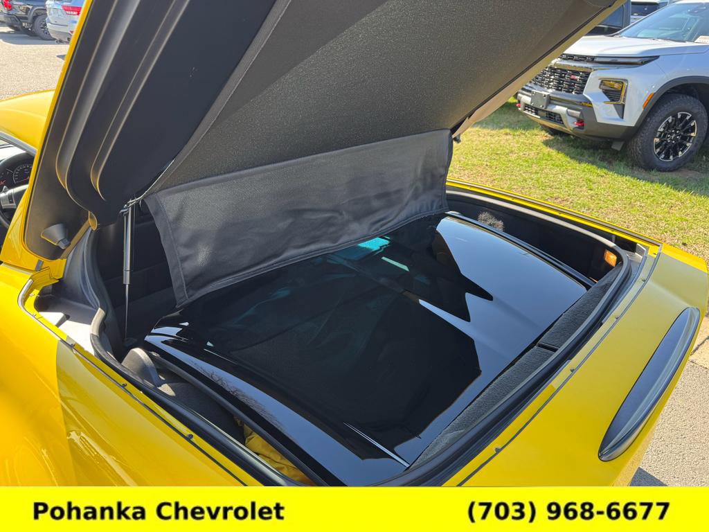 Used 2011 Chevrolet Corvette Grand Sport w/ Preferred Equipment Group image 15
