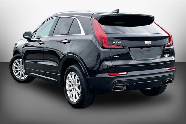 Used 2022 Cadillac XT4 Luxury w/ Cold Weather Package AWD/4WD image 11