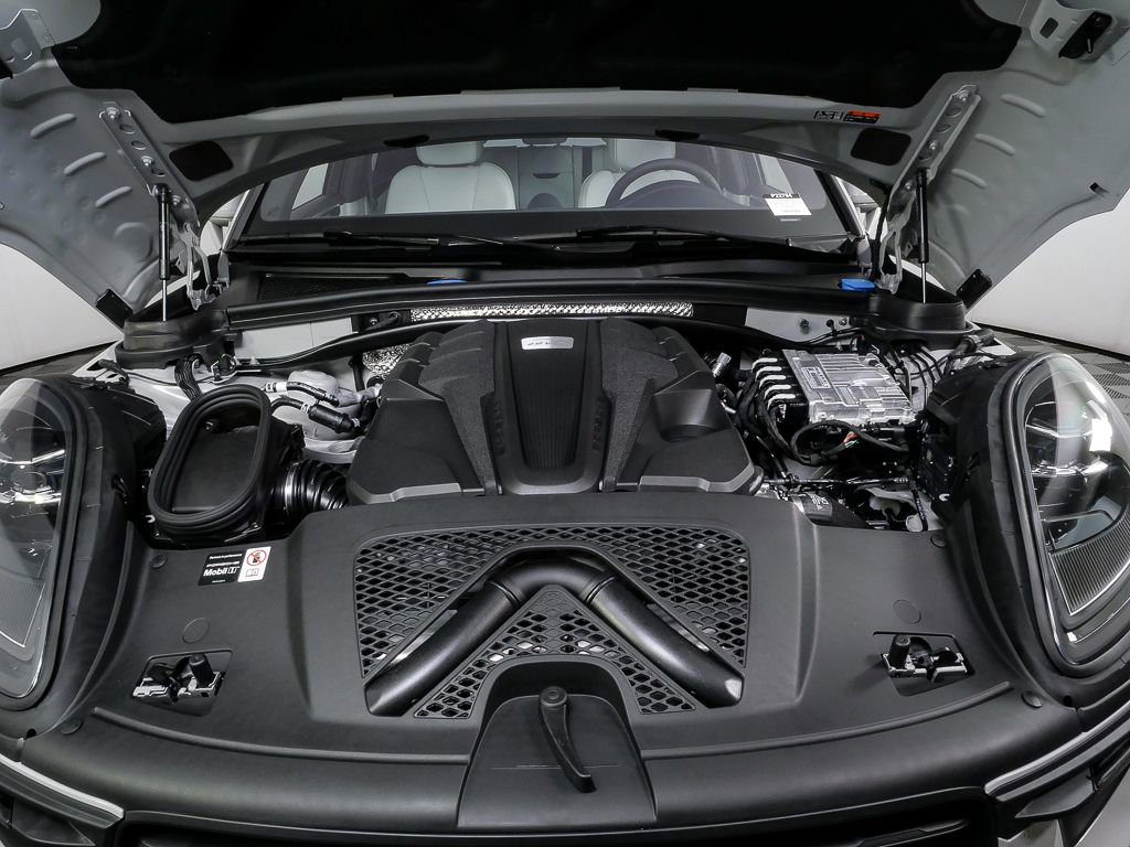 New 2026 Porsche Macan S AWD/4WD image 36