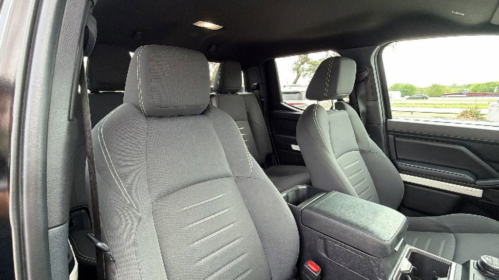 Certified 2024 Toyota Tacoma TRD Off-Road image 40