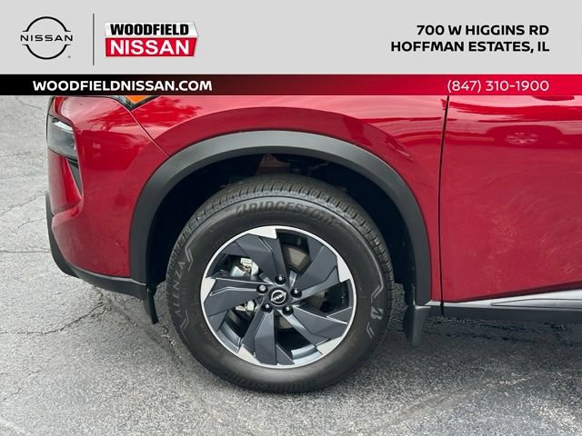 Certified 2025 Nissan Rogue SV w/ SV Premium Package AWD/4WD image 7