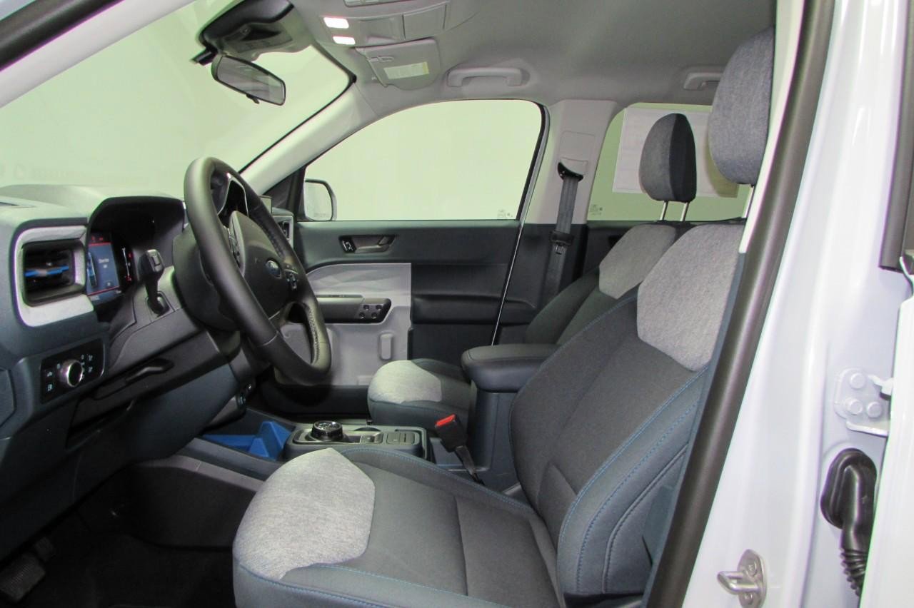 New 2025 Ford Maverick XLT w/ XLT Luxury Package image 16