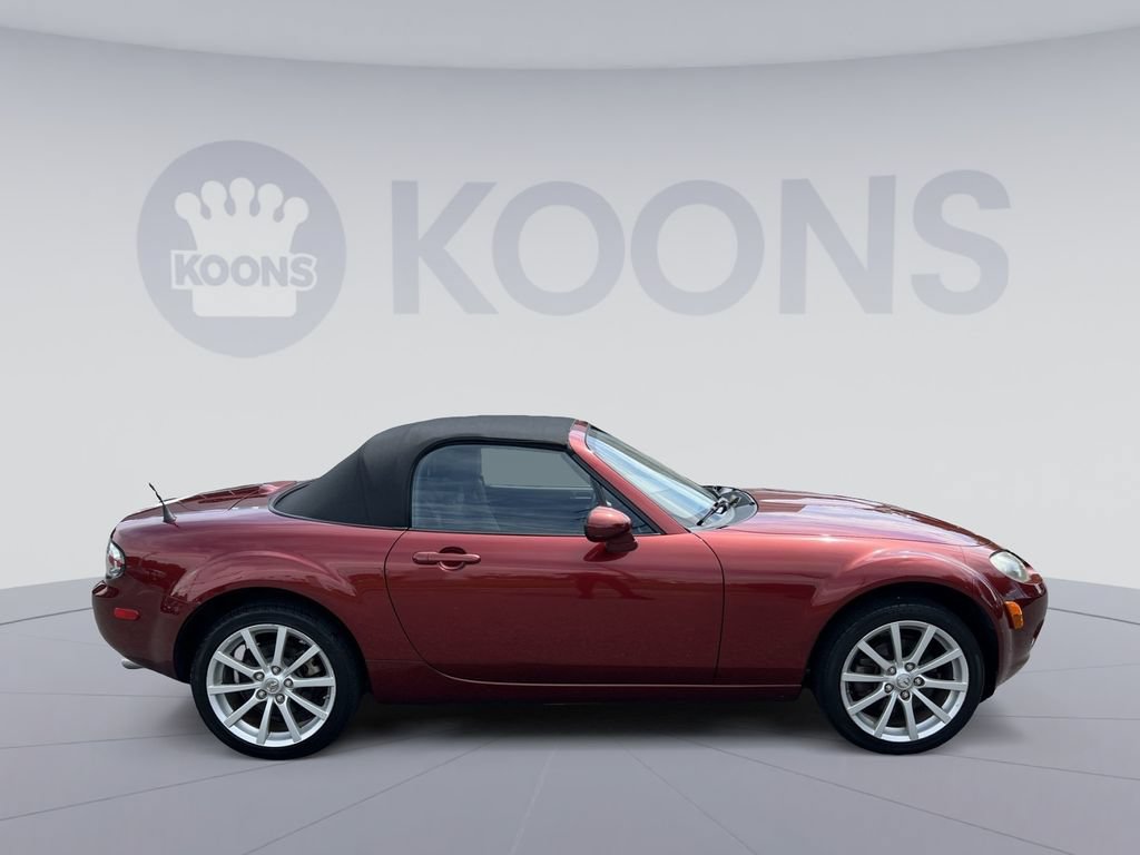 Used 2008 MAZDA MX-5 Miata Touring RWD image 8