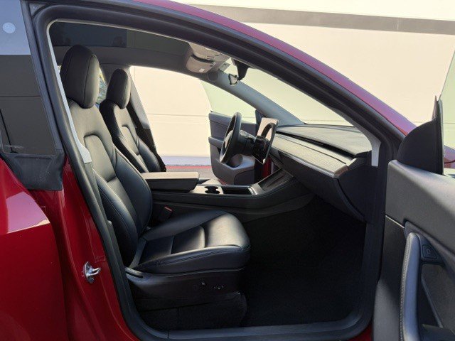 Used 2022 Tesla Model Y Long Range AWD/4WD image 12