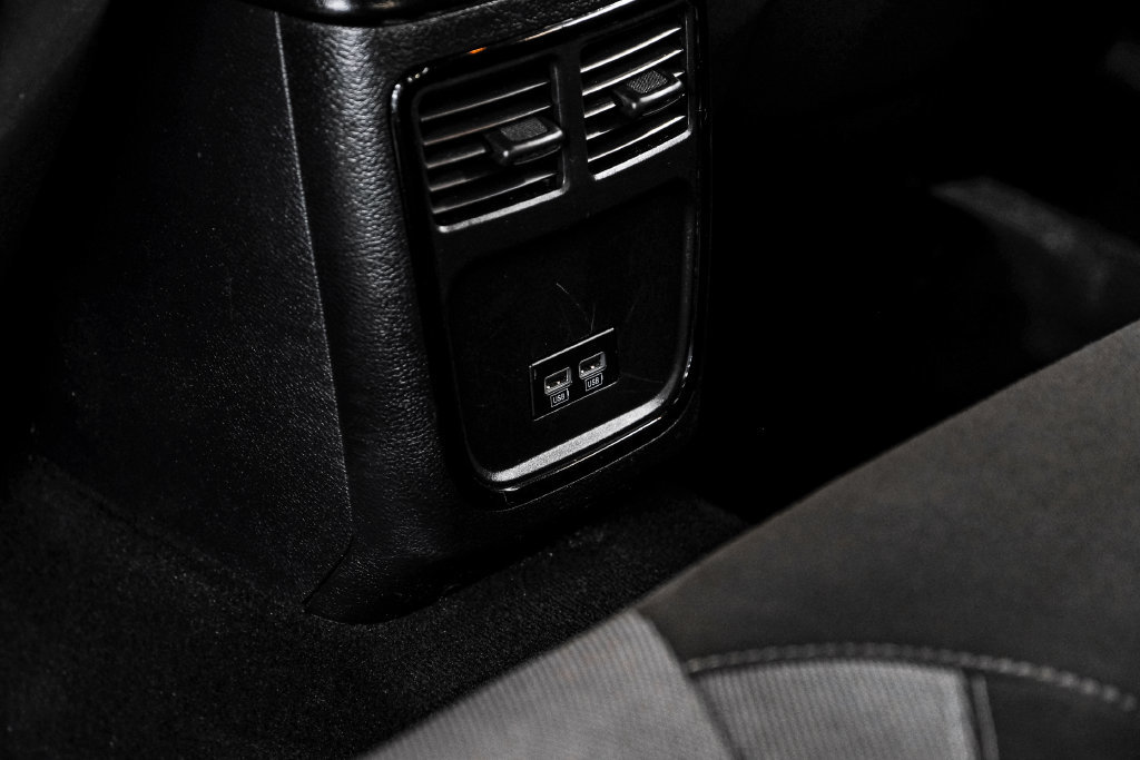Used 2021 Dodge Charger SXT w/ Blacktop Package RWD image 36