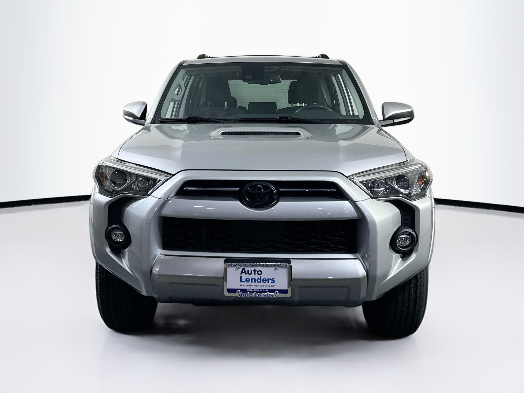 Used 2023 Toyota 4Runner TRD Off-Road image 2