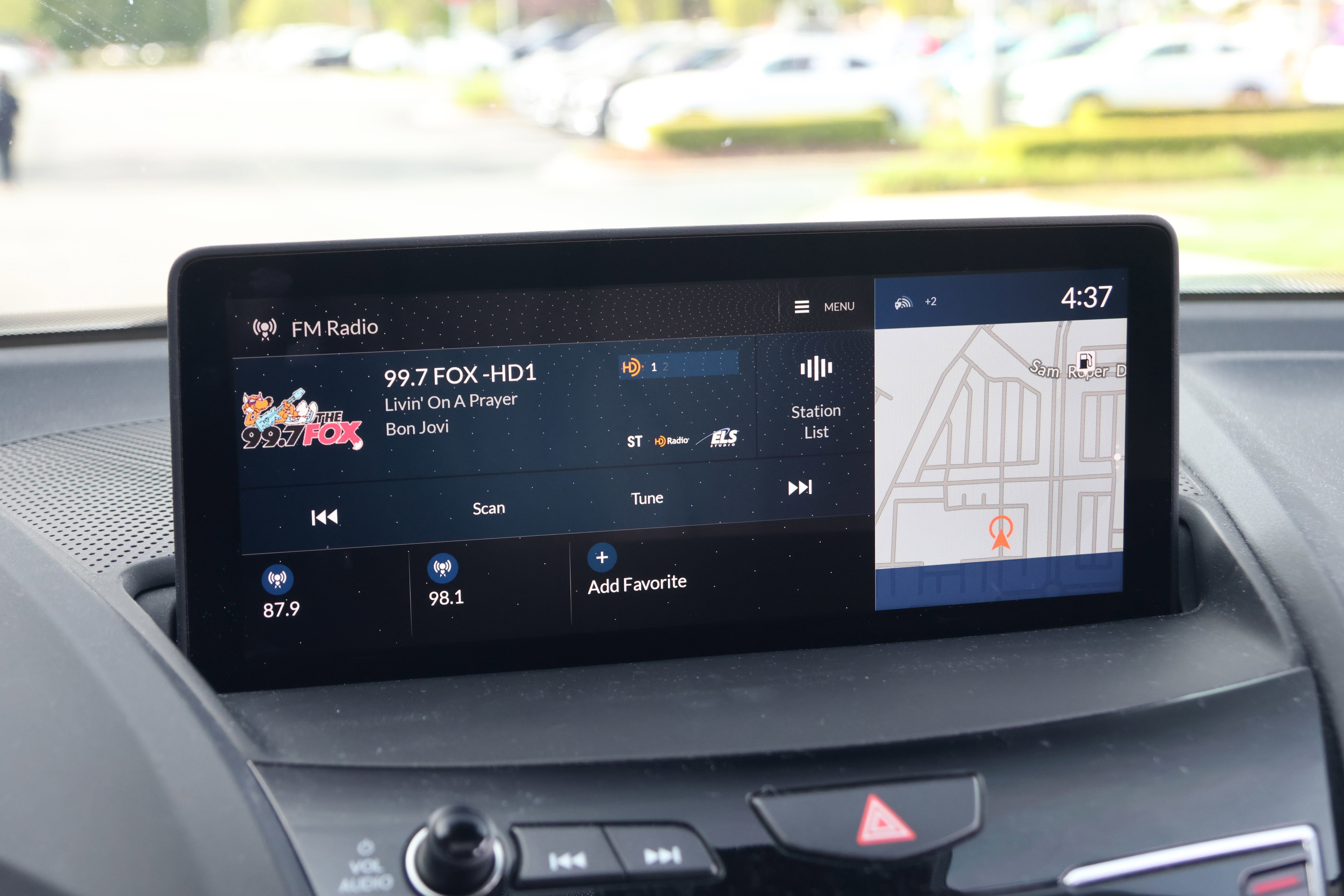 Used 2025 Acura RDX SH-AWD w/ Advance Package image 24