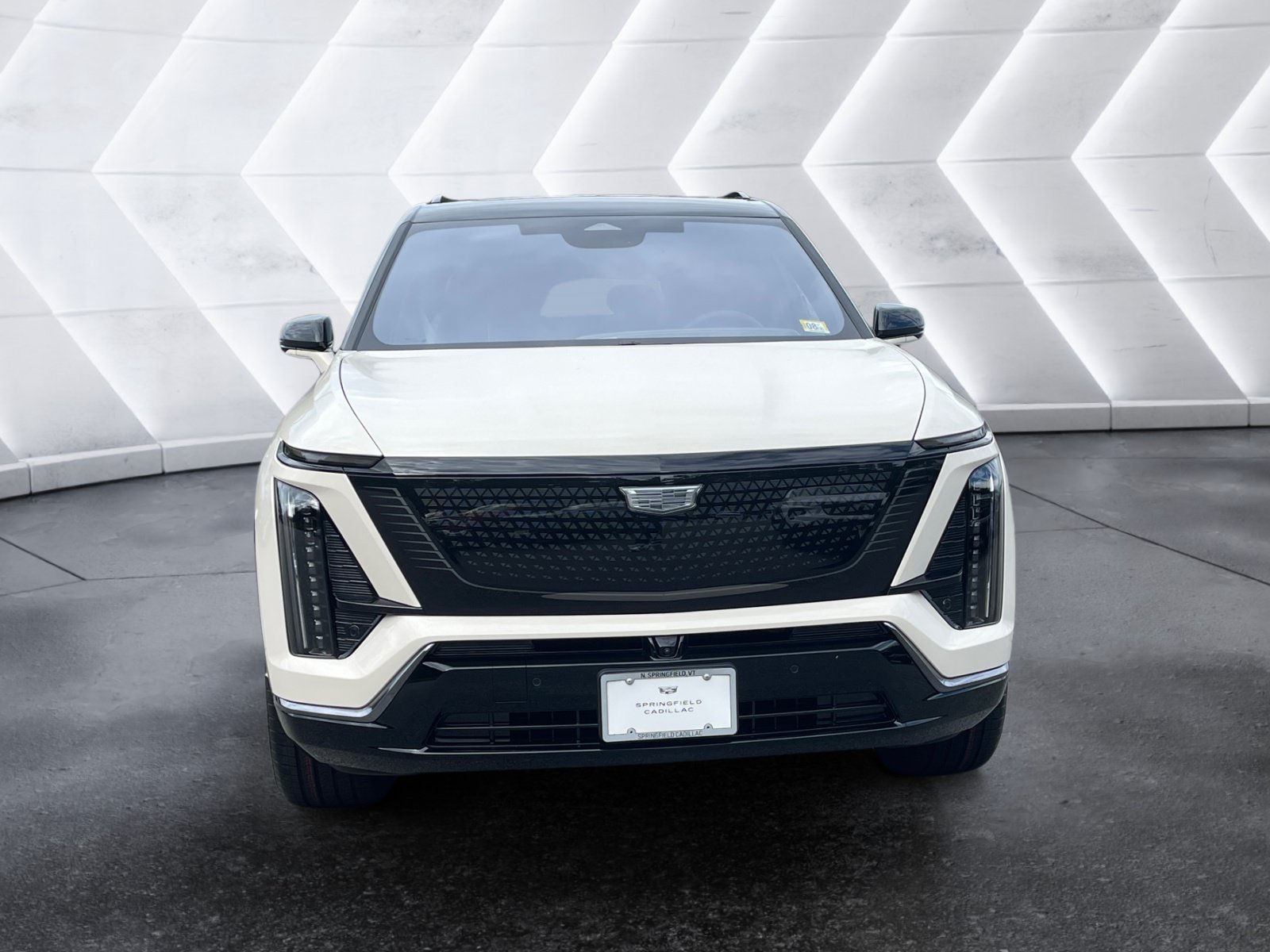New 2027 Cadillac Vistiq Sport w/ LPO, Premium Carpet Package AWD/4WD image 9